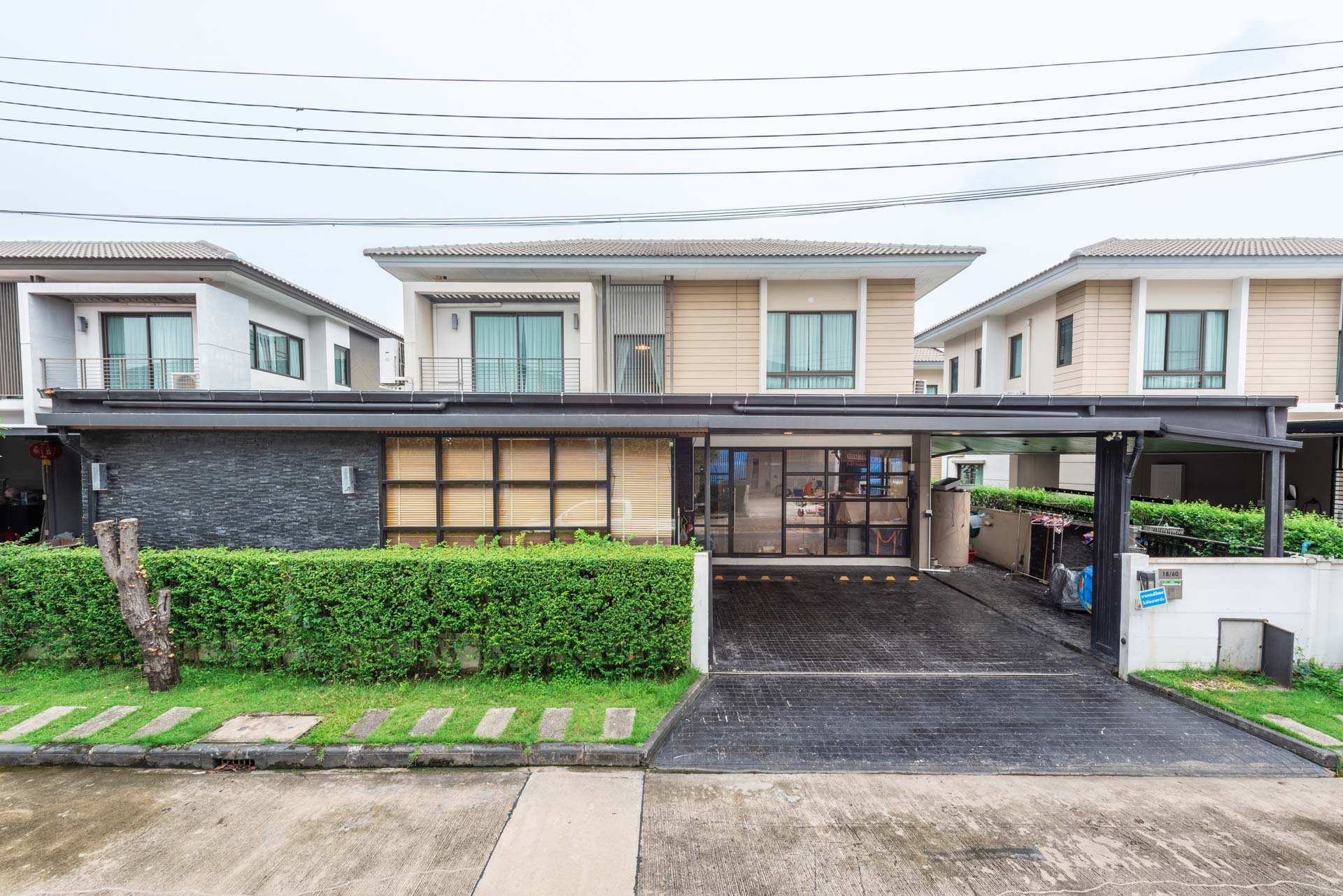 Luxury House for Sale The City Ramintra 4br 4br 80.2sqw 275sqm near Fashion Island