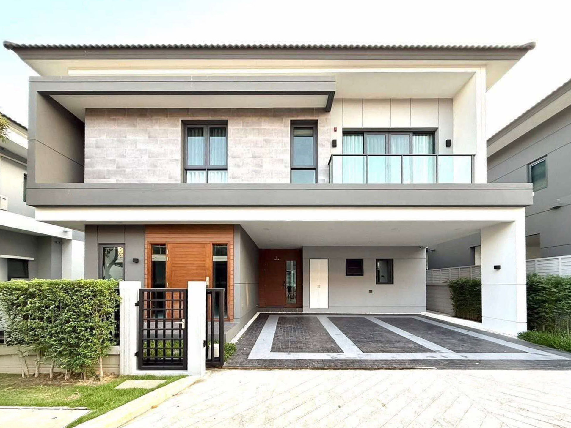 Luxury House for Rent at The City Bangna - 4BR, 5BA, 285 sqm